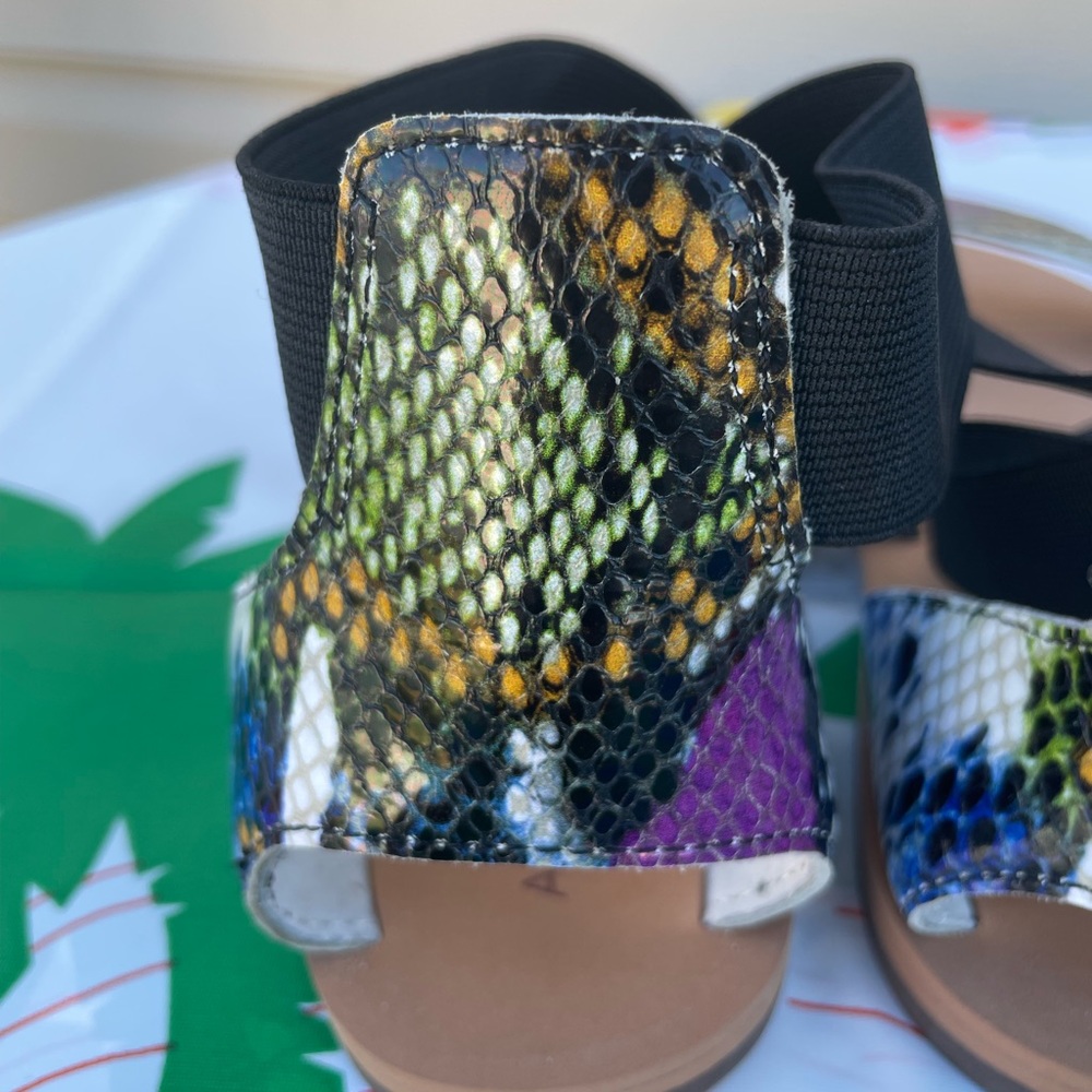 New Array Sandals - image 3